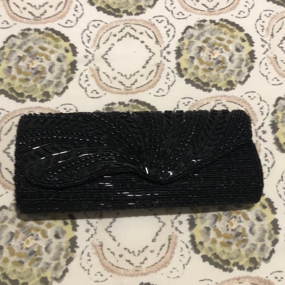 New- Beautiful beaded classic black clutch - Picture 1 of 4